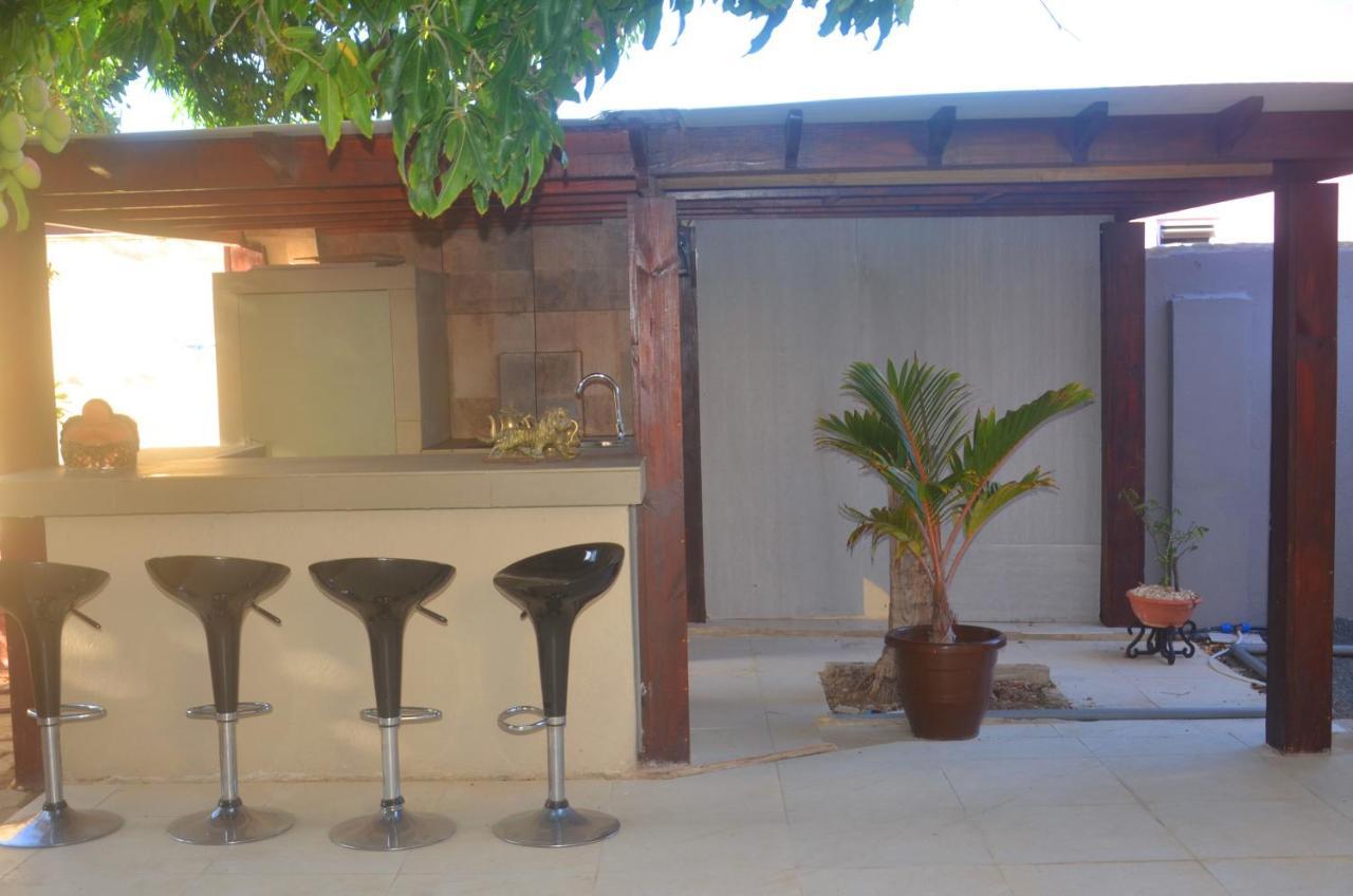Homey Vacation And Carrental วิลเลมสตัด ภายนอก รูปภาพ