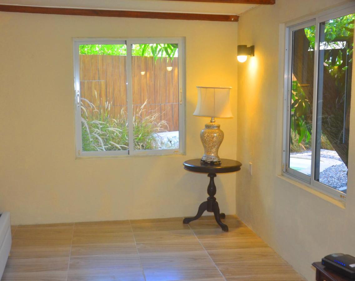 Homey Vacation And Carrental วิลเลมสตัด ภายนอก รูปภาพ